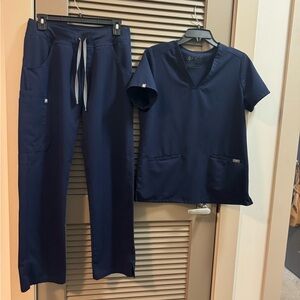 FIGS navy blue scrub set size small